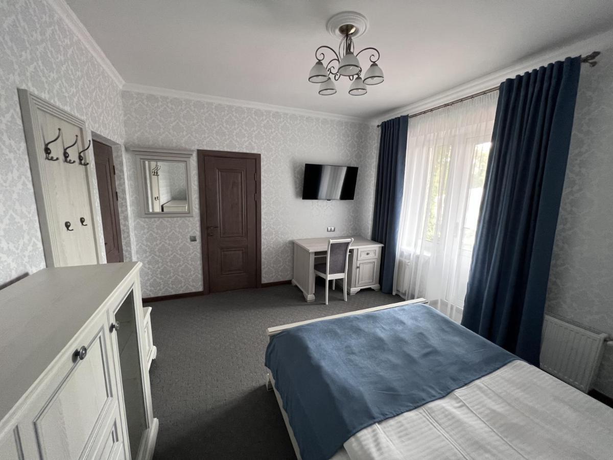 Zolotoy Fazan Otel Mykolaiv Dış mekan fotoğraf